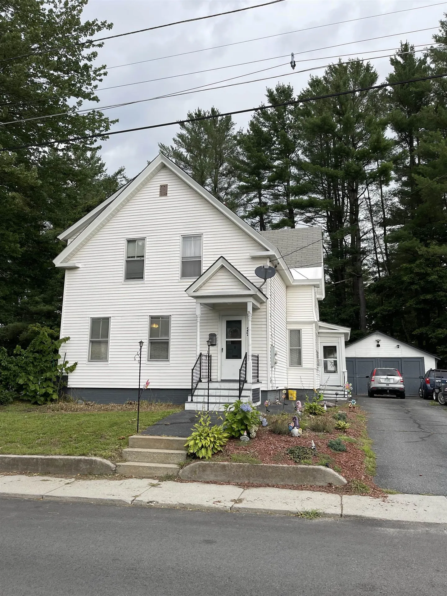 29 Grove Street Claremont NH 03743