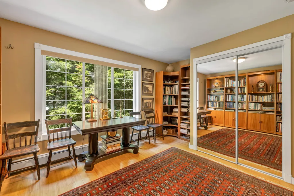 35 Hazelwood Drive Hudson NH 03051