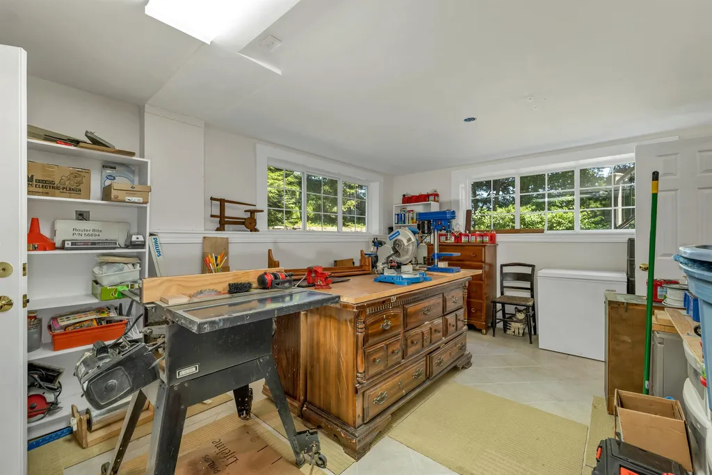 35 Hazelwood Drive Hudson NH 03051