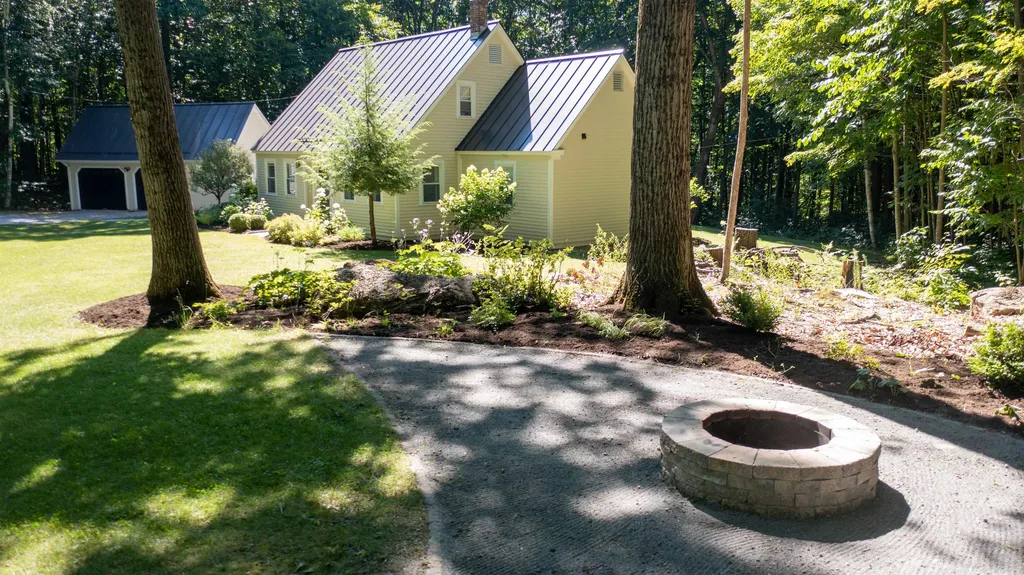 970 Powderhorn Road Manchester VT 05255