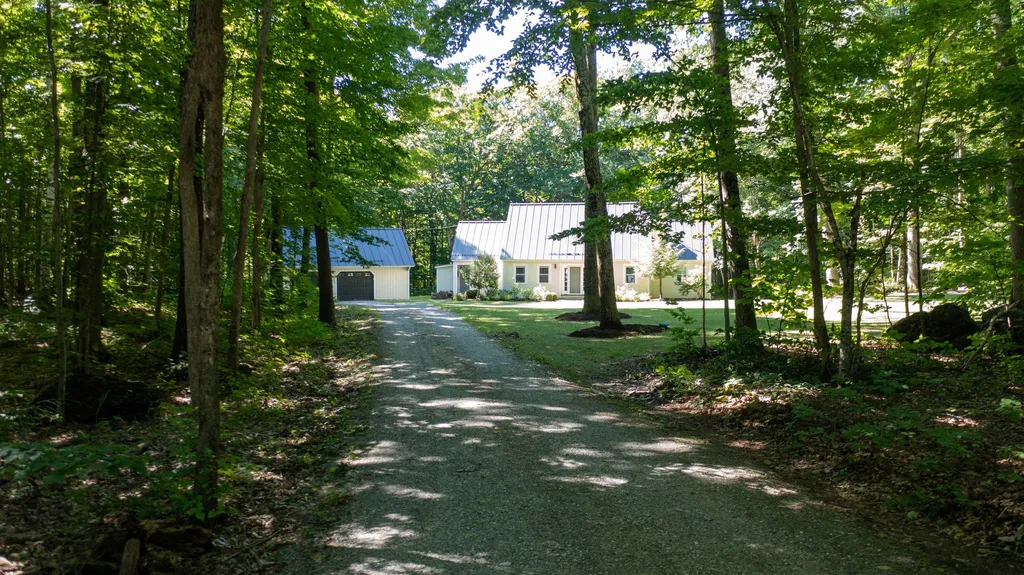 970 Powderhorn Road Manchester VT 05255