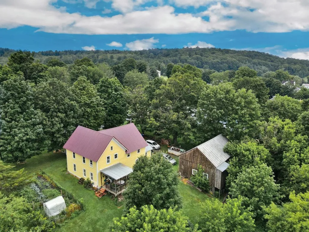 1475 Main Street Sheldon VT 05483