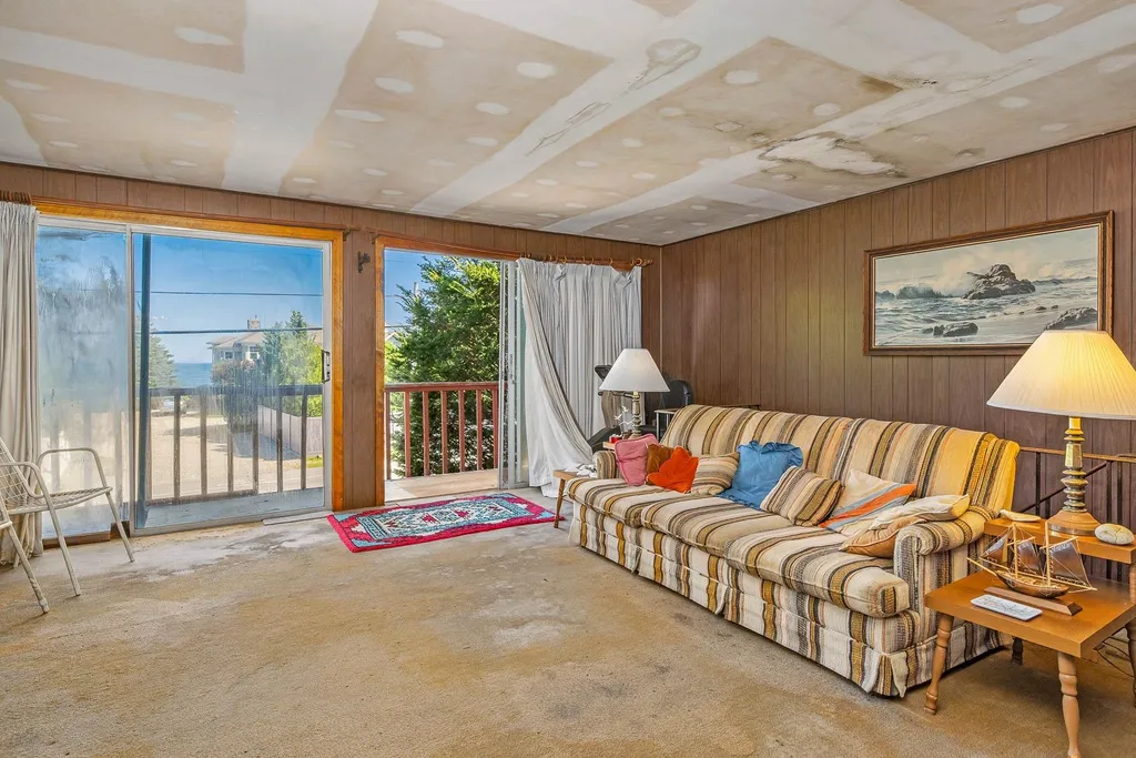 2229 Ocean Boulevard Rye NH 03870