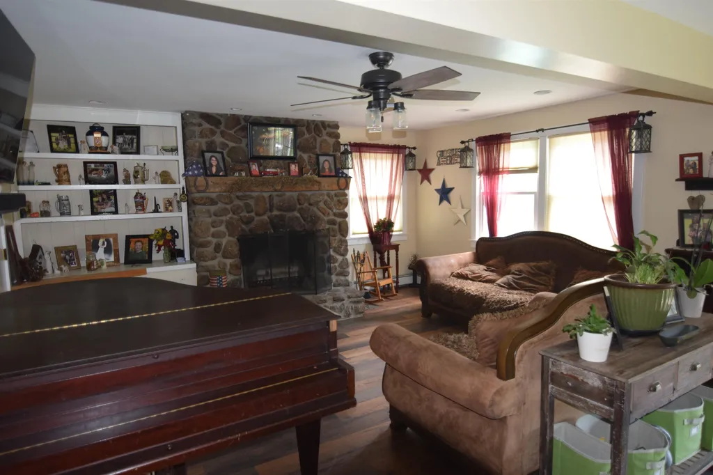 162 East Mountain Road Newport NH 03773