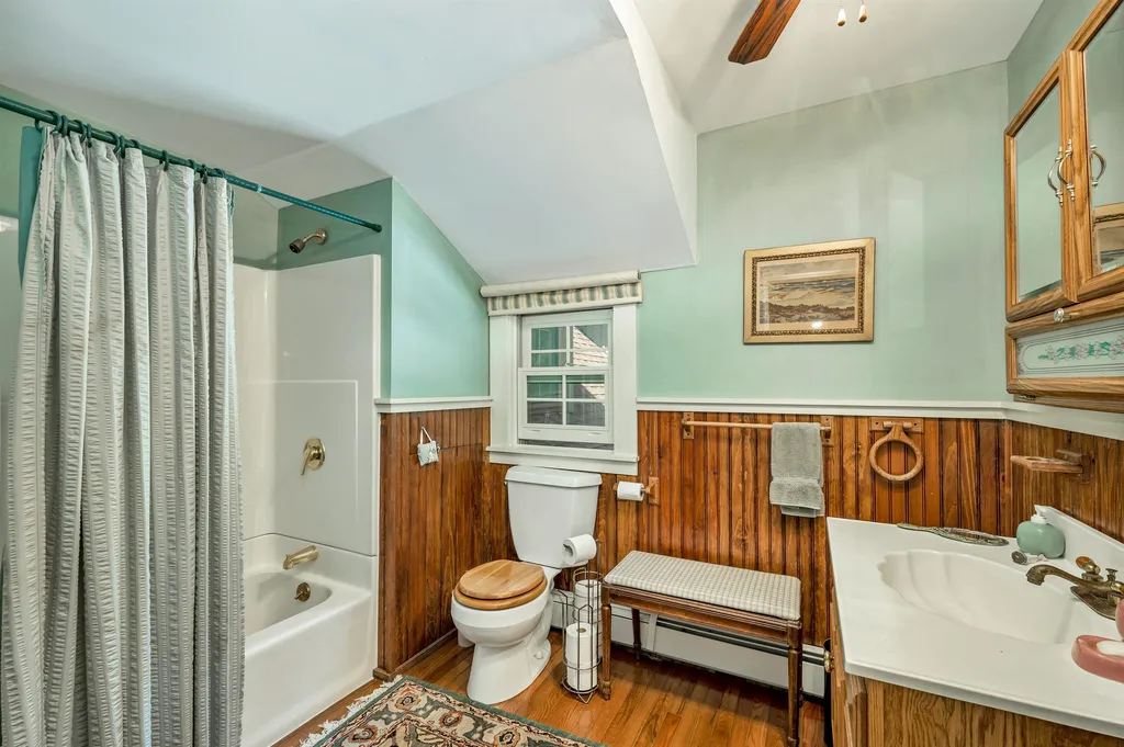 40 Lovejoy Lane Meredith NH 03253