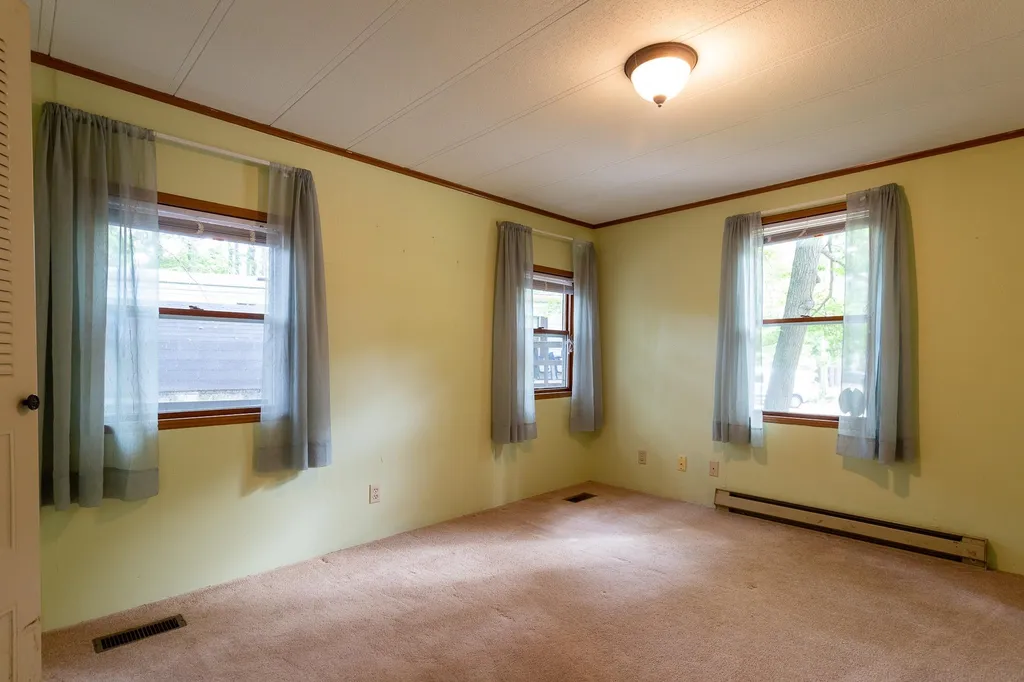 67 Hemlock Haven Hampton NH 03842