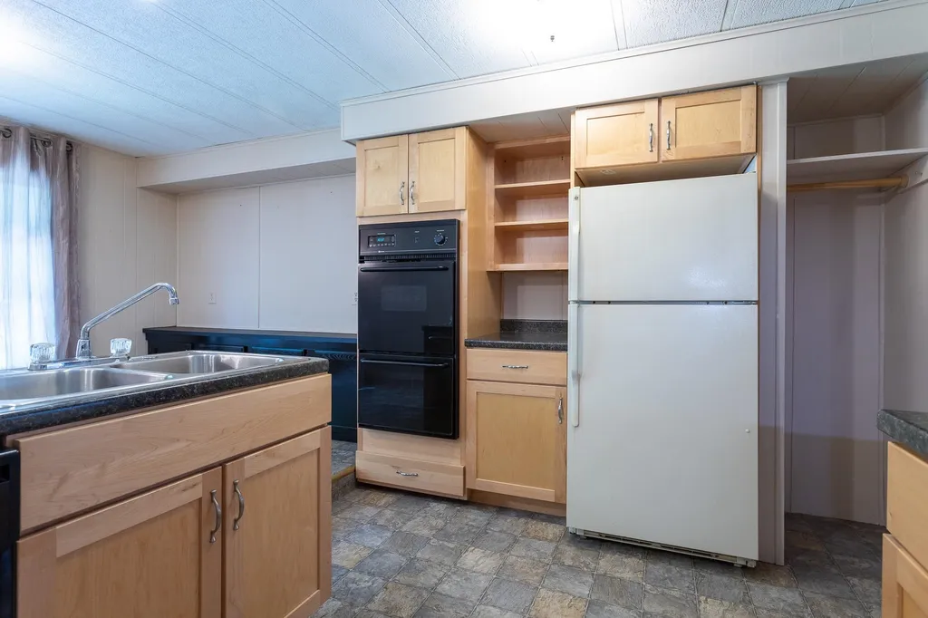 67 Hemlock Haven Hampton NH 03842