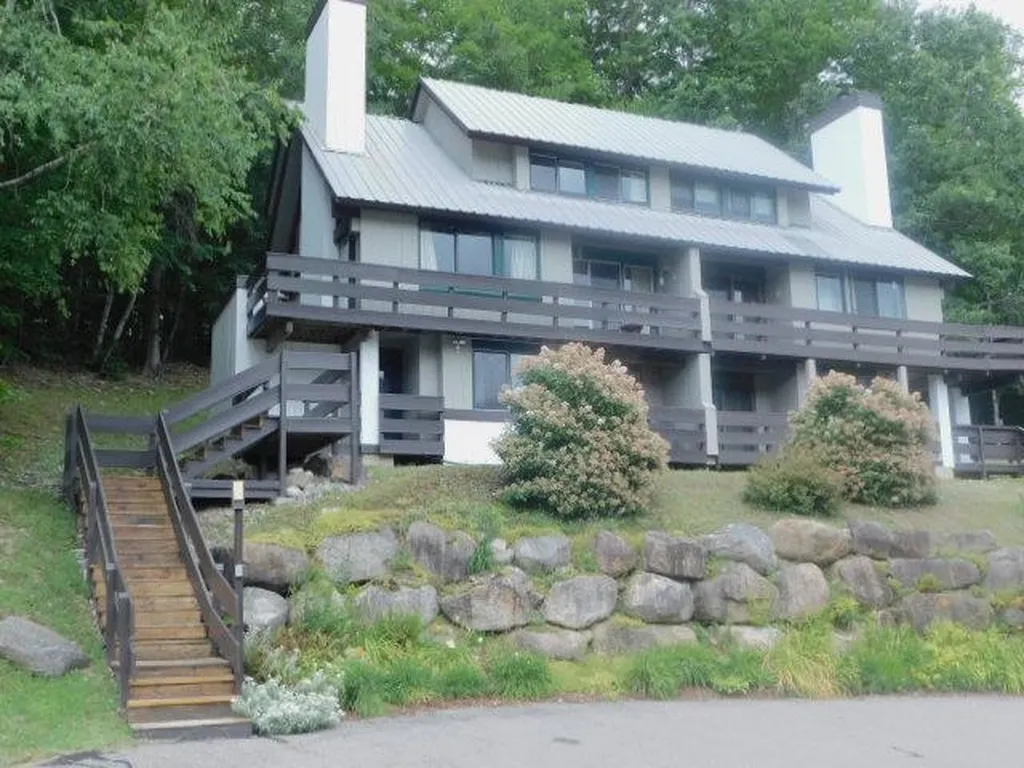 21 Bridgeview Road Lincoln NH 03251
