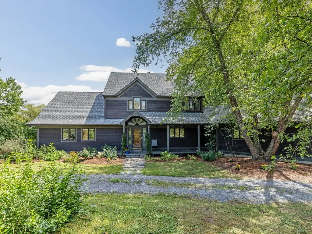 1702 Leavensworth Road Hinesburg VT 05461