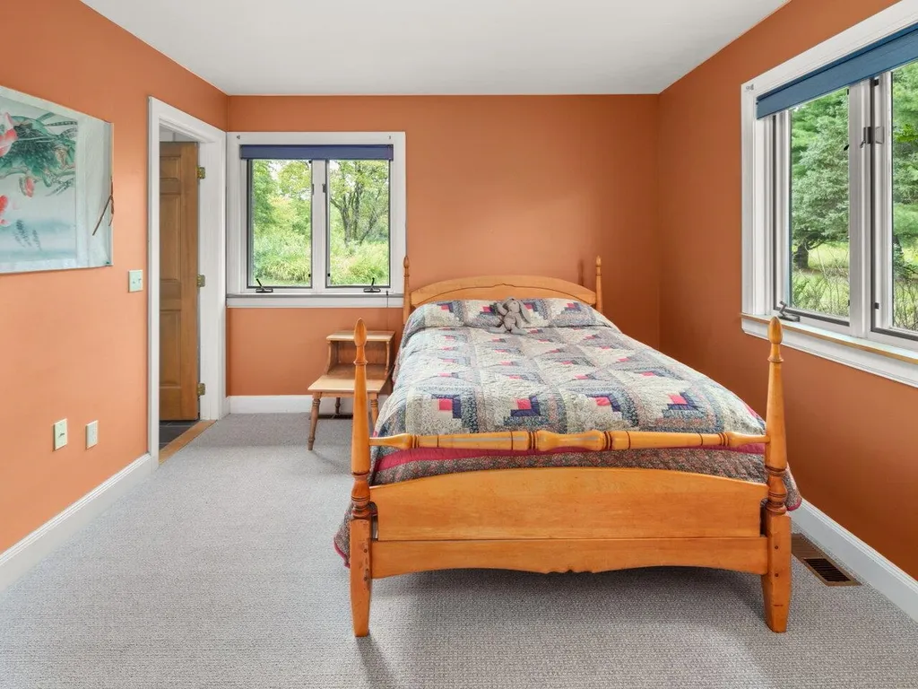 1702 Leavensworth Road Hinesburg VT 05461