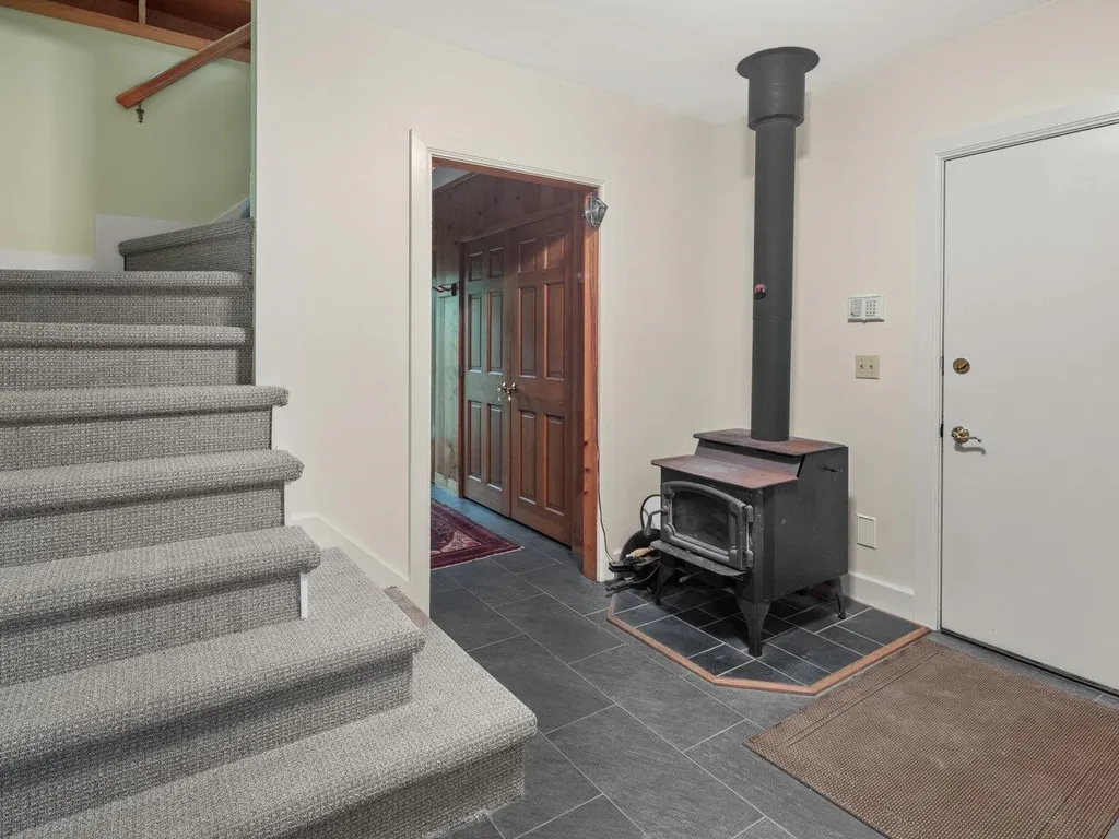 1702 Leavensworth Road Hinesburg VT 05461