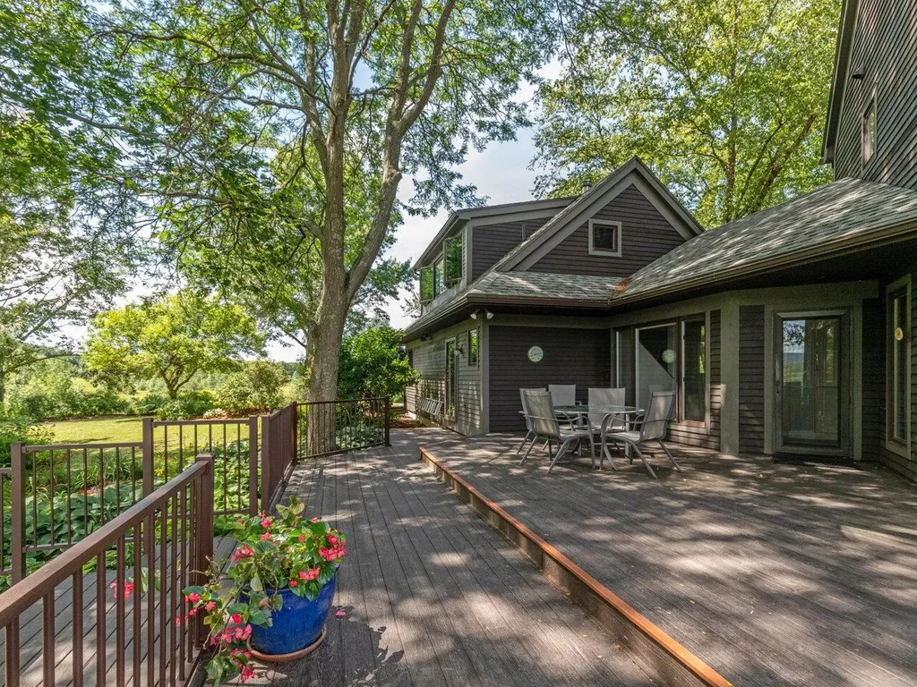 1702 Leavensworth Road Hinesburg VT 05461