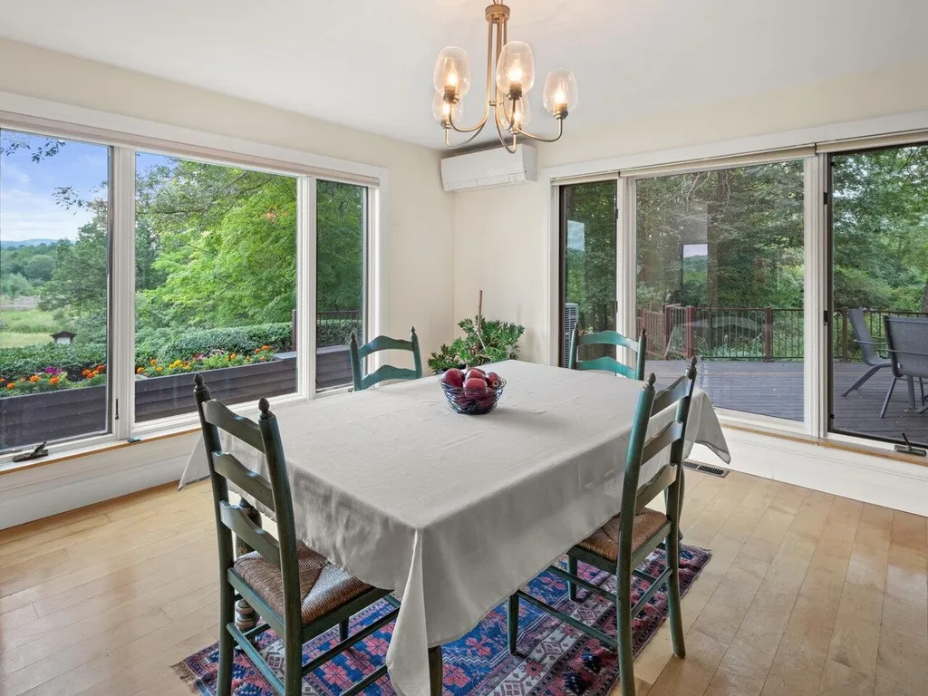 1702 Leavensworth Road Hinesburg VT 05461