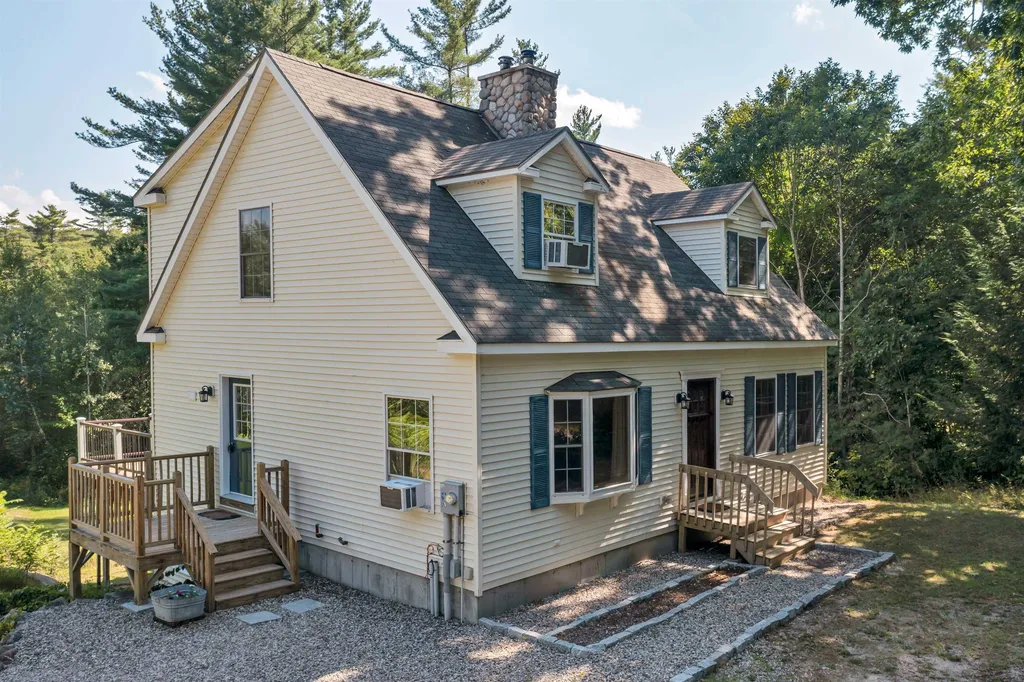 39 Beach Pond Road Wolfeboro NH 03894