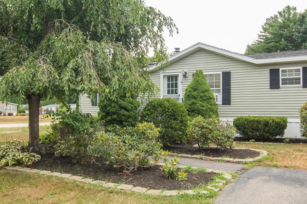 5 Constitution Way Dover NH 03820