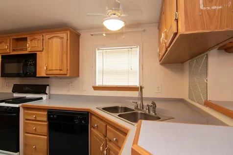 5 Constitution Way Dover NH 03820