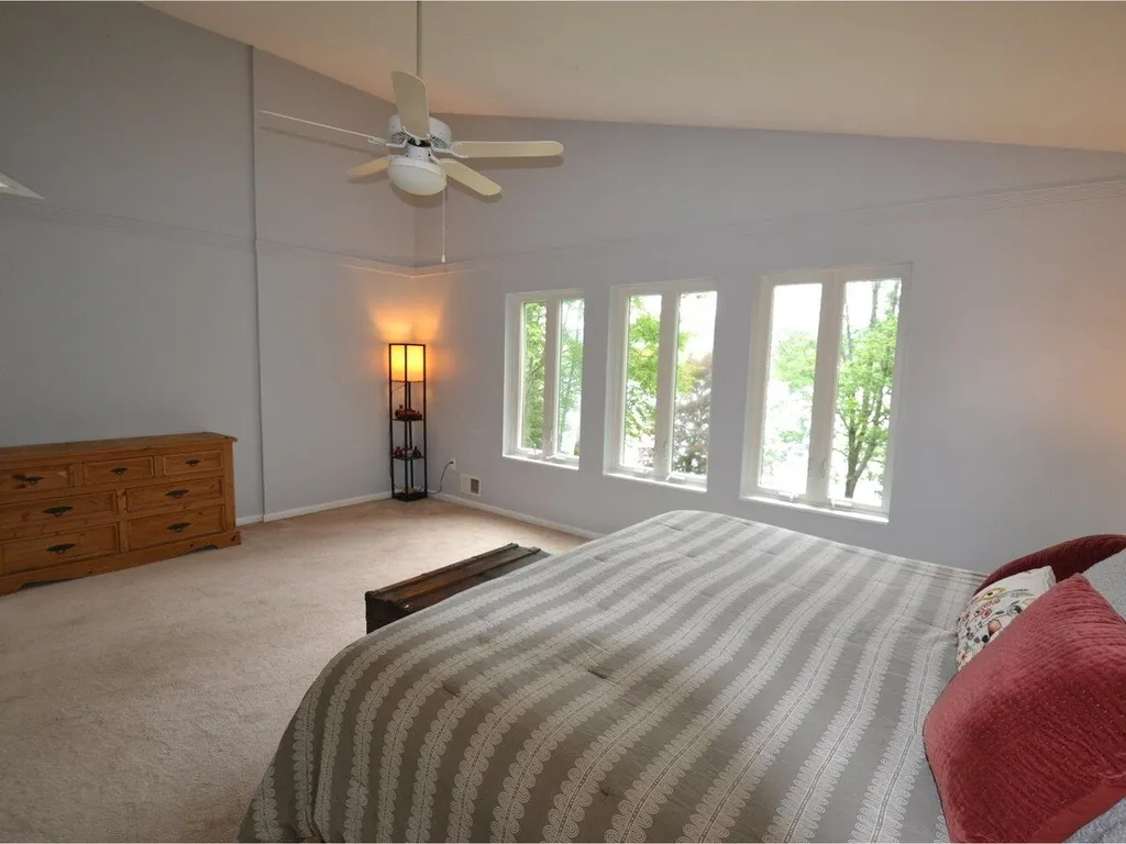 462 Pine Shore Drive Hinesburg VT 05461