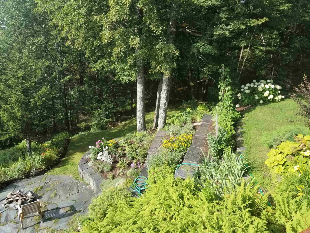 1258 Roxbury Mountain Road Warren VT 05674