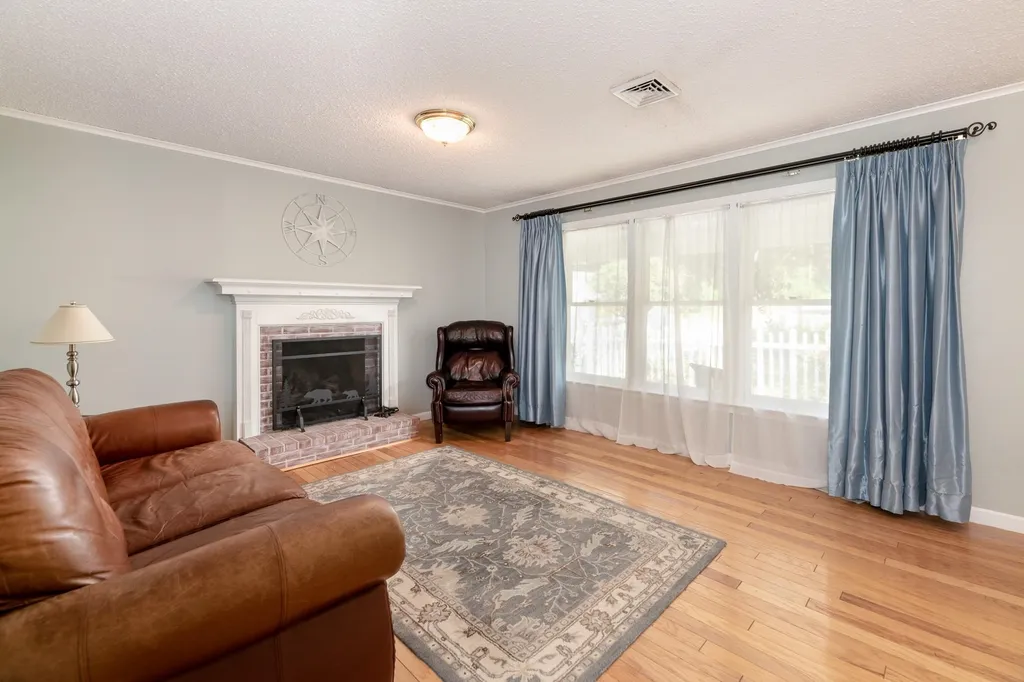 211 Lynnewood Road Laconia NH 03246