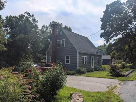 27 Ball Road Kingston NH 03848