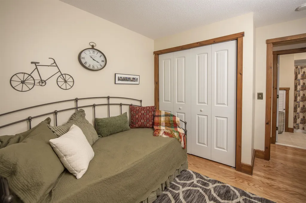 1299 Quechee Main Street Hartford VT 05059