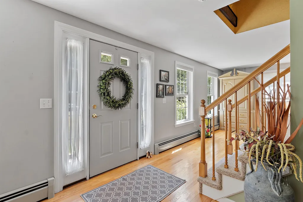 11 Diamond Drive Derry NH 03038