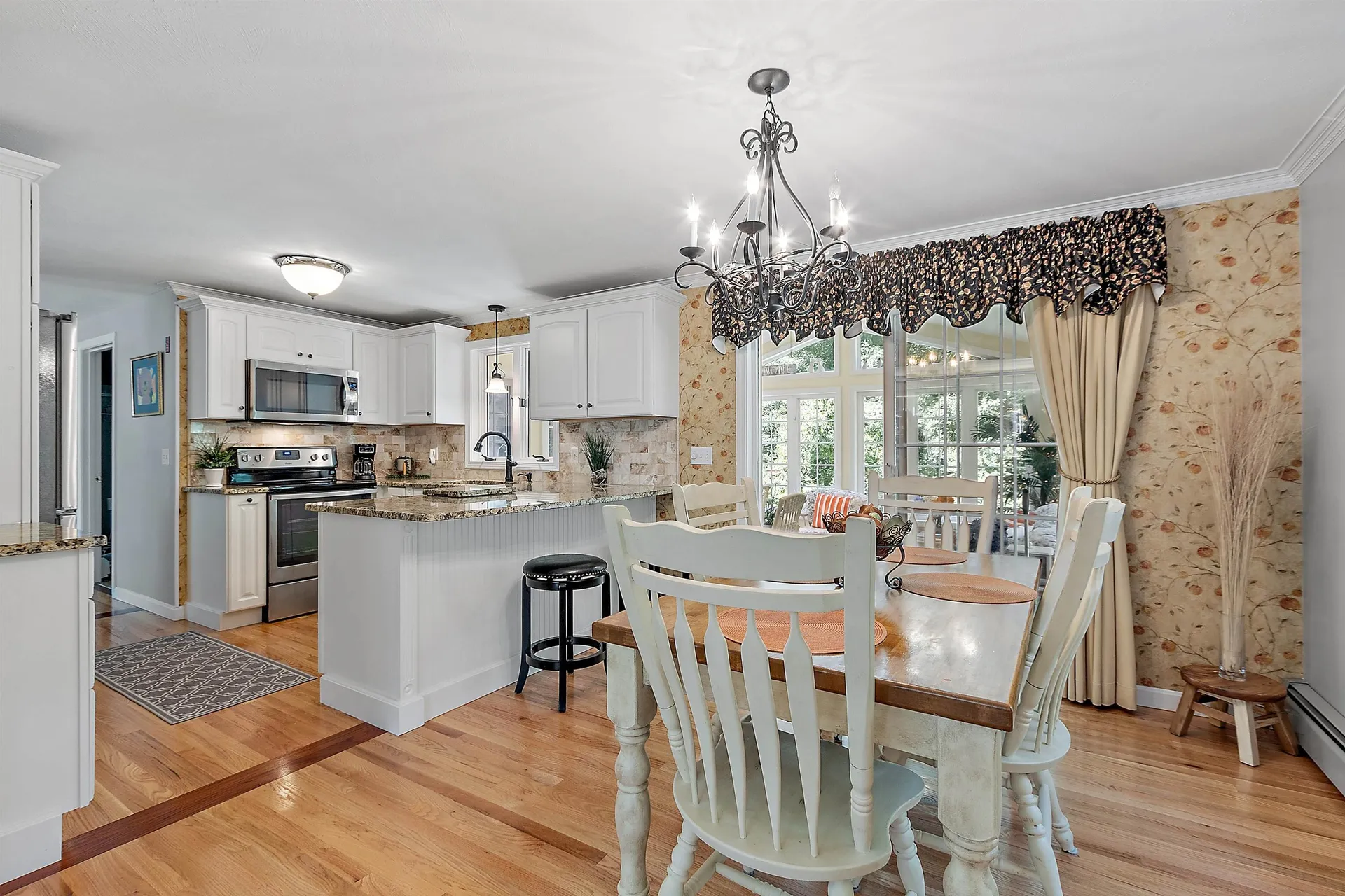 11 Diamond Drive Derry NH 03038