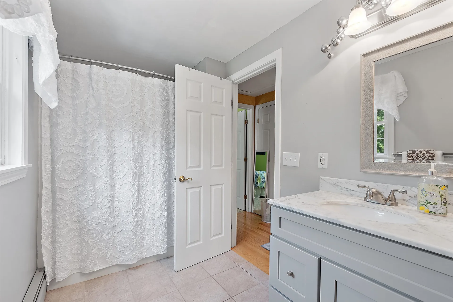 11 Diamond Drive Derry NH 03038