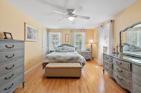 11 Diamond Drive Derry NH 03038