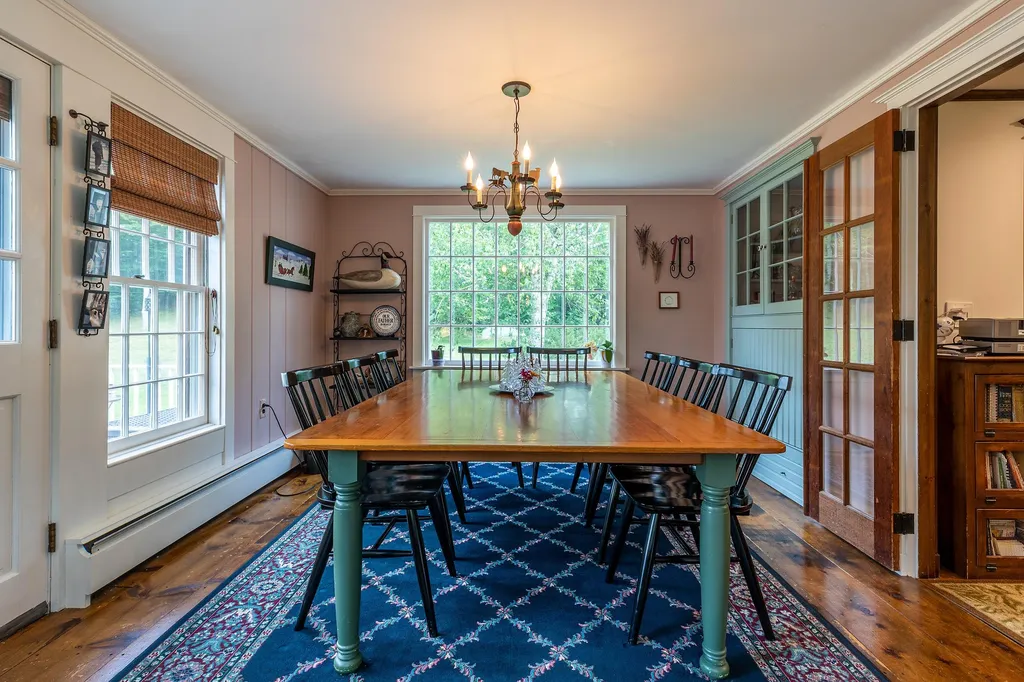 731 South Perry Road Barnard VT 05031
