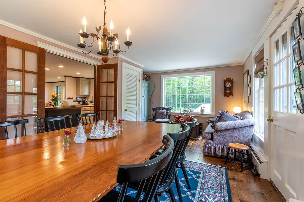 731 South Perry Road Barnard VT 05031