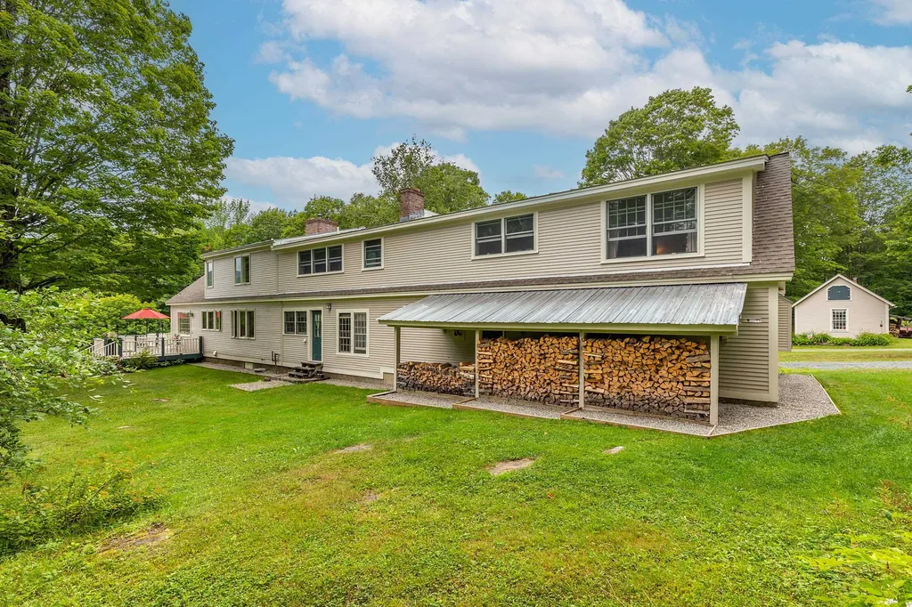 731 South Perry Road Barnard VT 05031