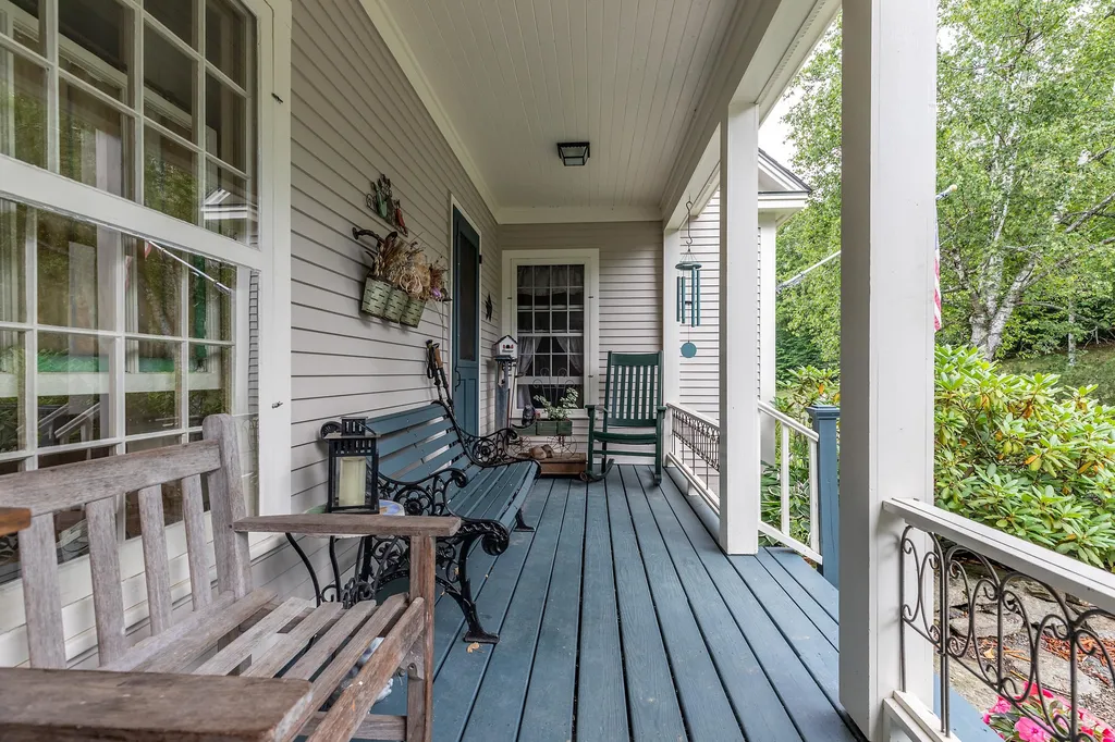 731 South Perry Road Barnard VT 05031