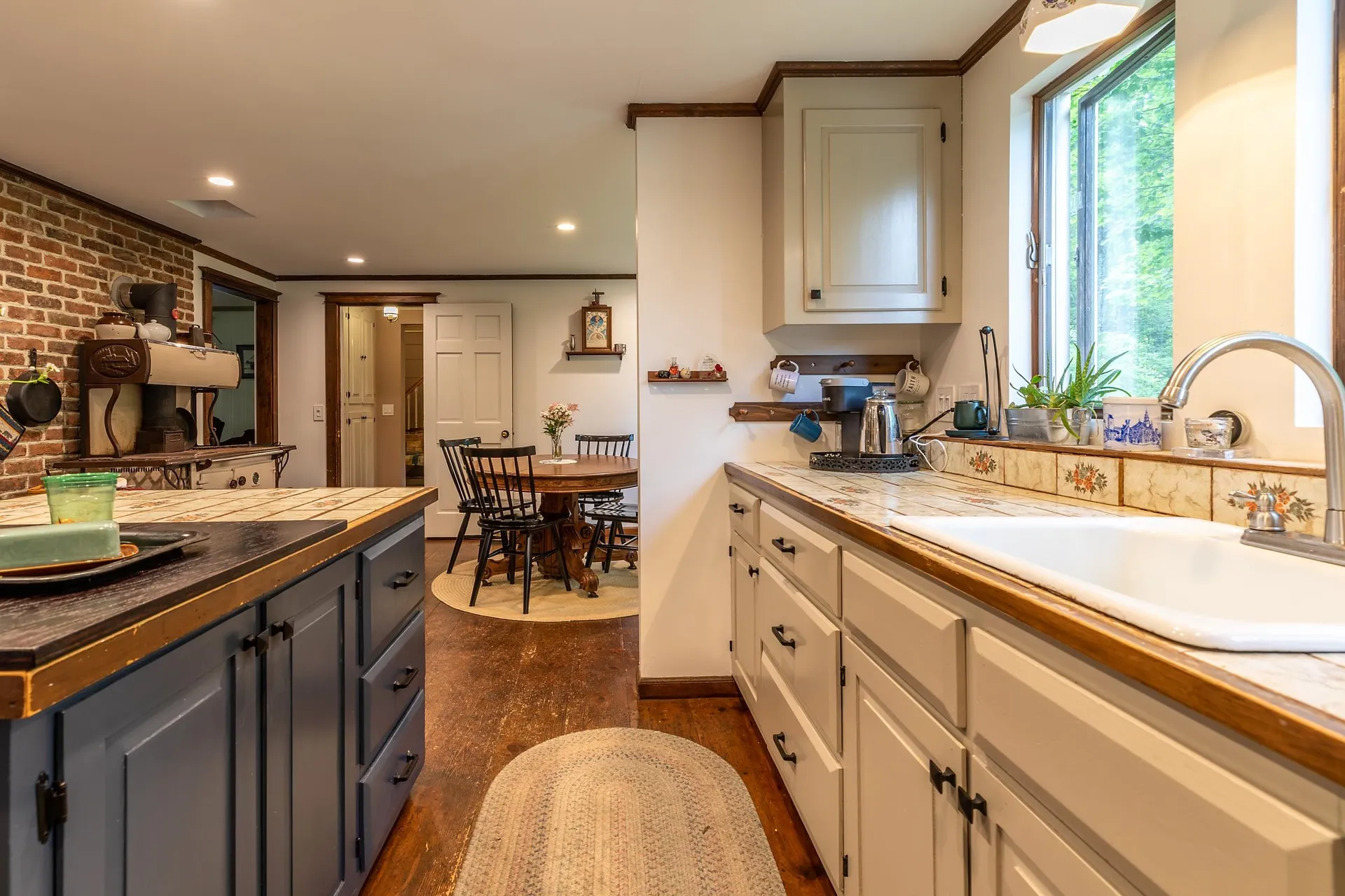 731 South Perry Road Barnard VT 05031
