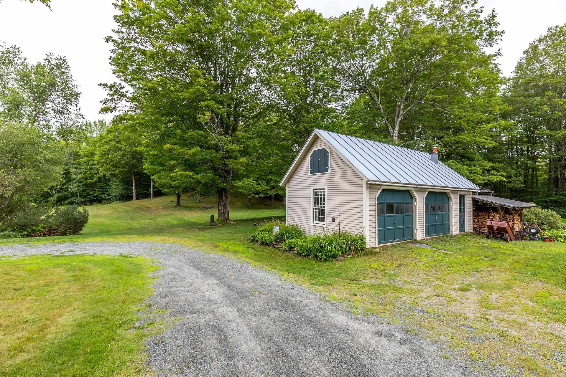 731 South Perry Road Barnard VT 05031