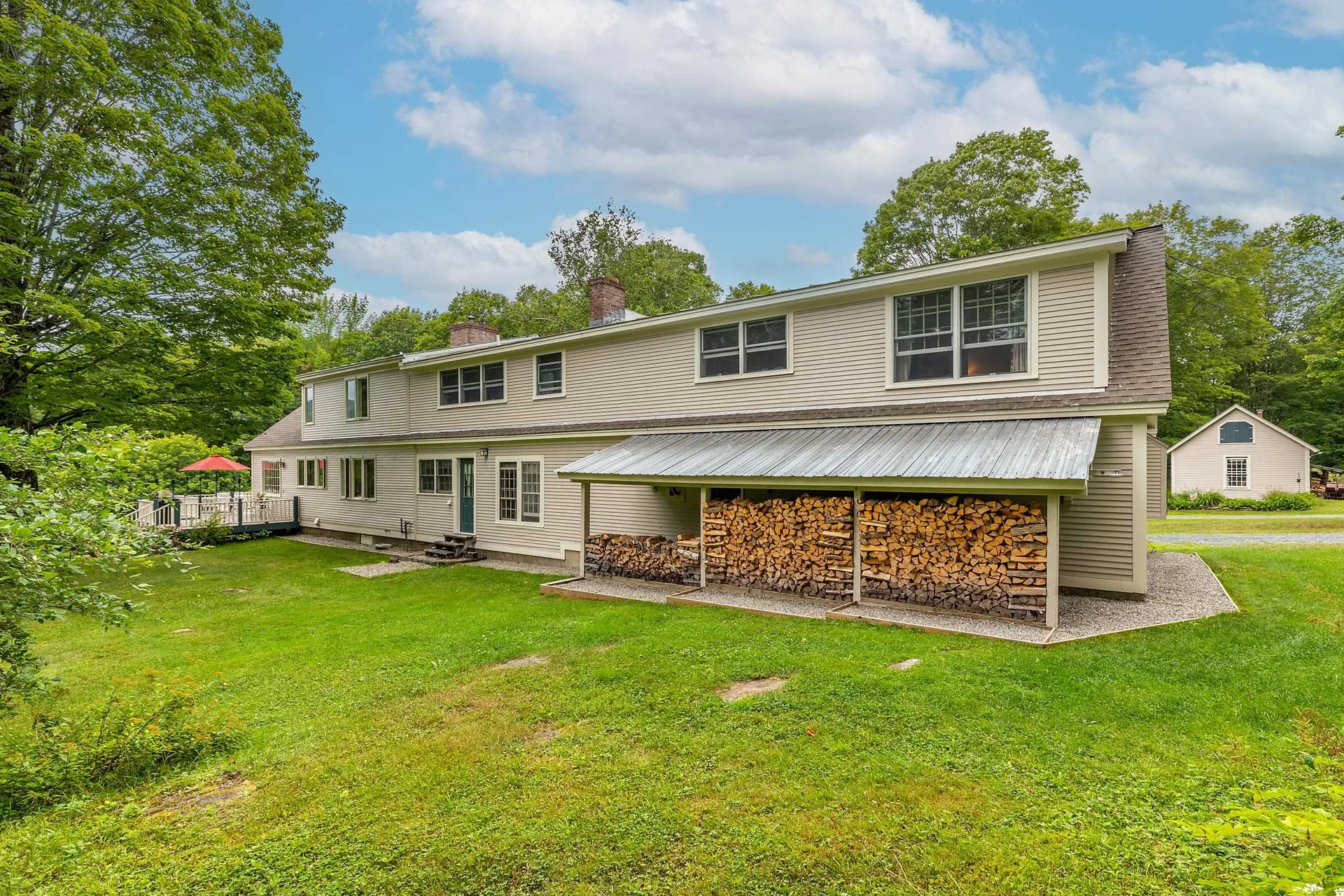 731 South Perry Road Barnard VT 05031