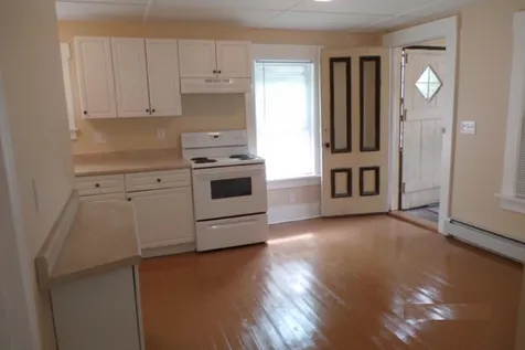 25 River Street Hillsborough NH 03244