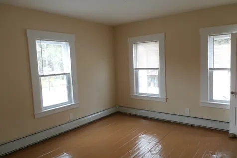 25 River Street Hillsborough NH 03244