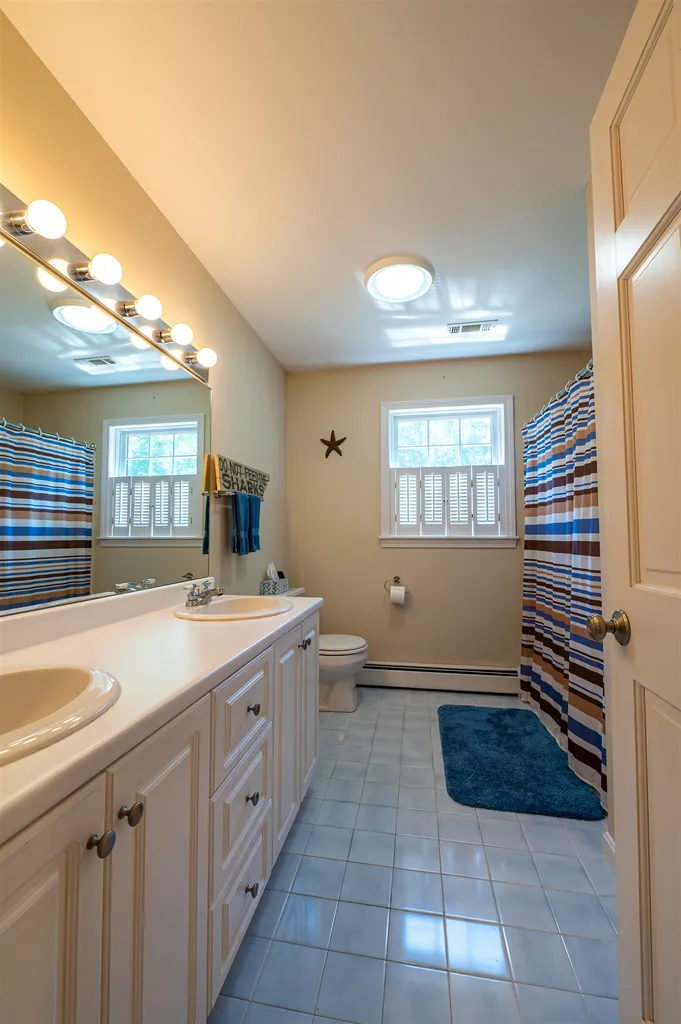 3 Munsey Drive Hampton NH 03842