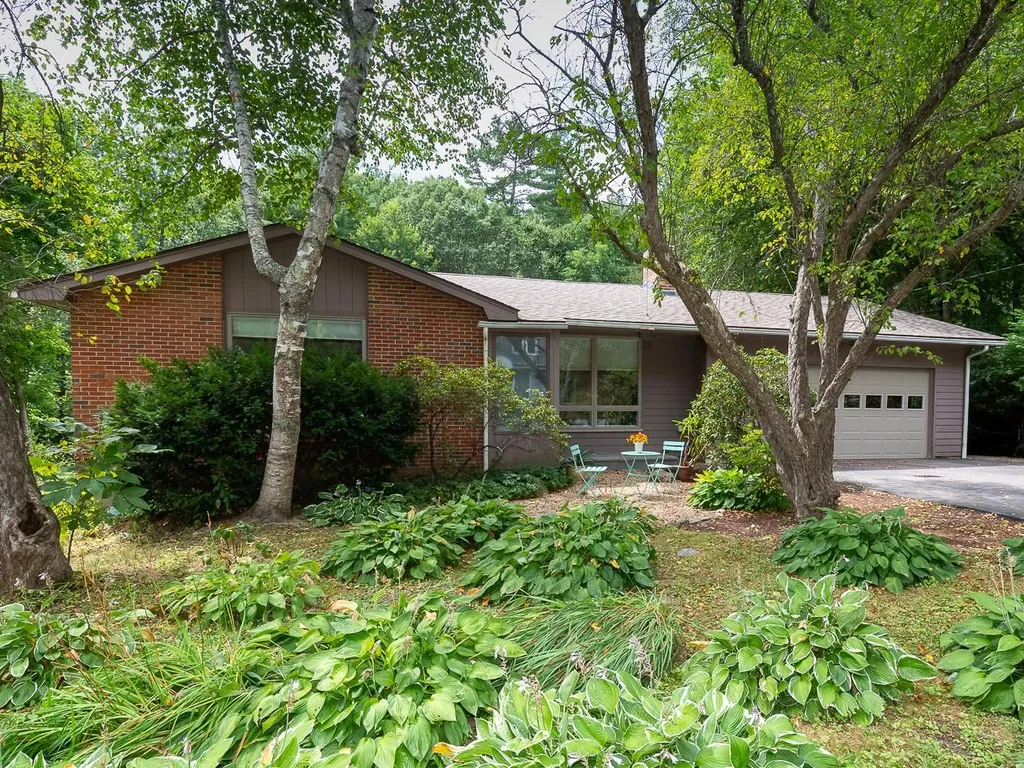 42 Oyster River Road Durham NH 03824