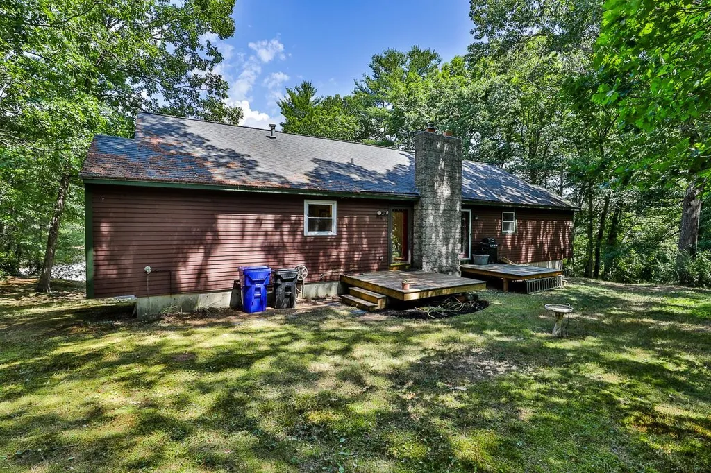 7a Kingston Way Hudson NH 03051