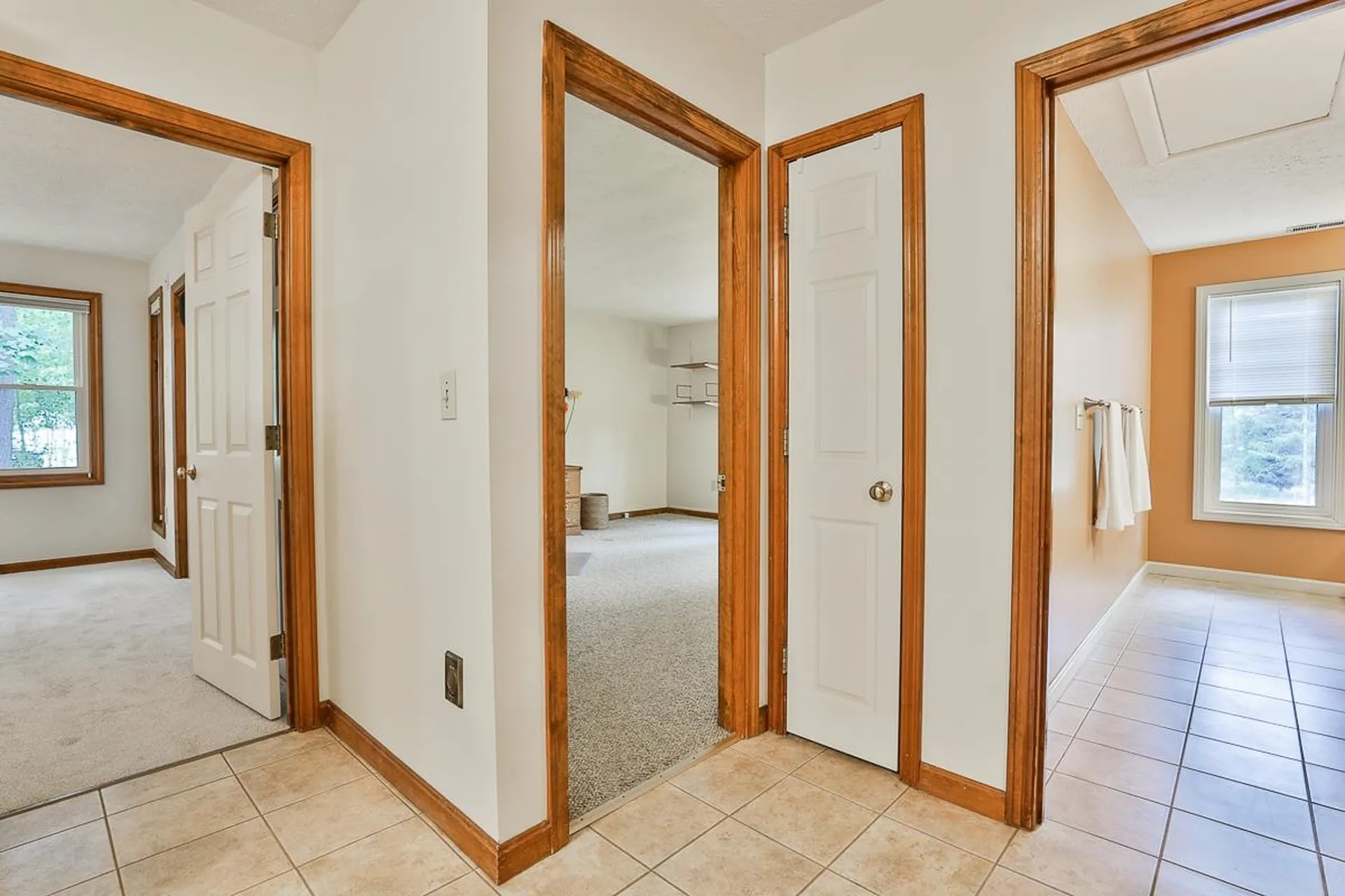 7a Kingston Way Hudson NH 03051