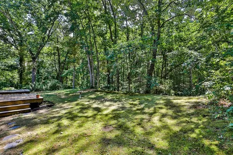 7a Kingston Way Hudson NH 03051