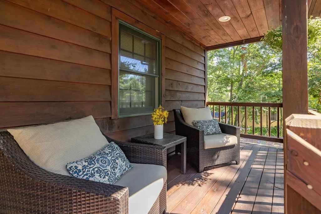 40 Pine Mountain Road York ME 03902