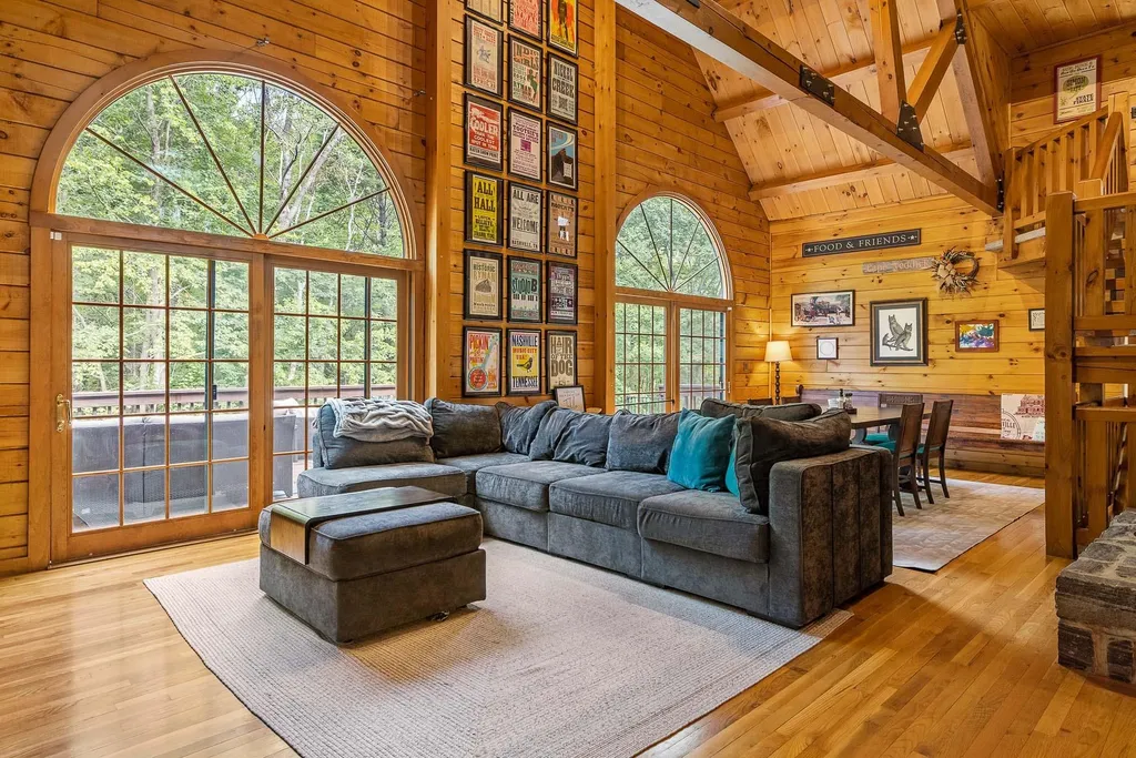 40 Pine Mountain Road York ME 03902