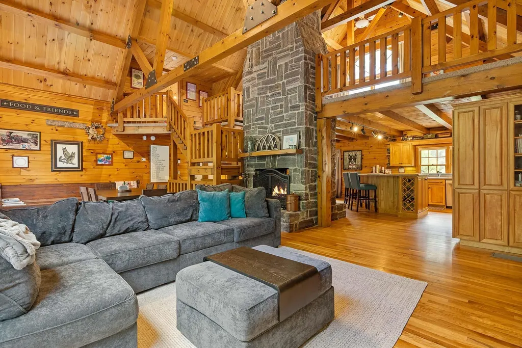 40 Pine Mountain Road York ME 03902