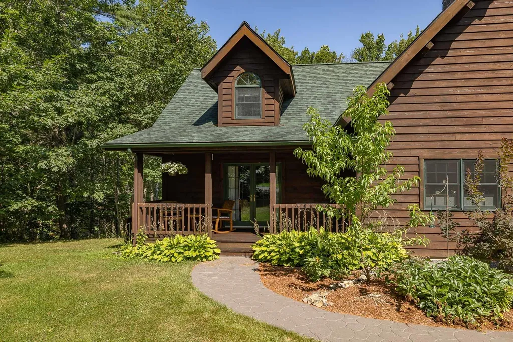 40 Pine Mountain Road York ME 03902