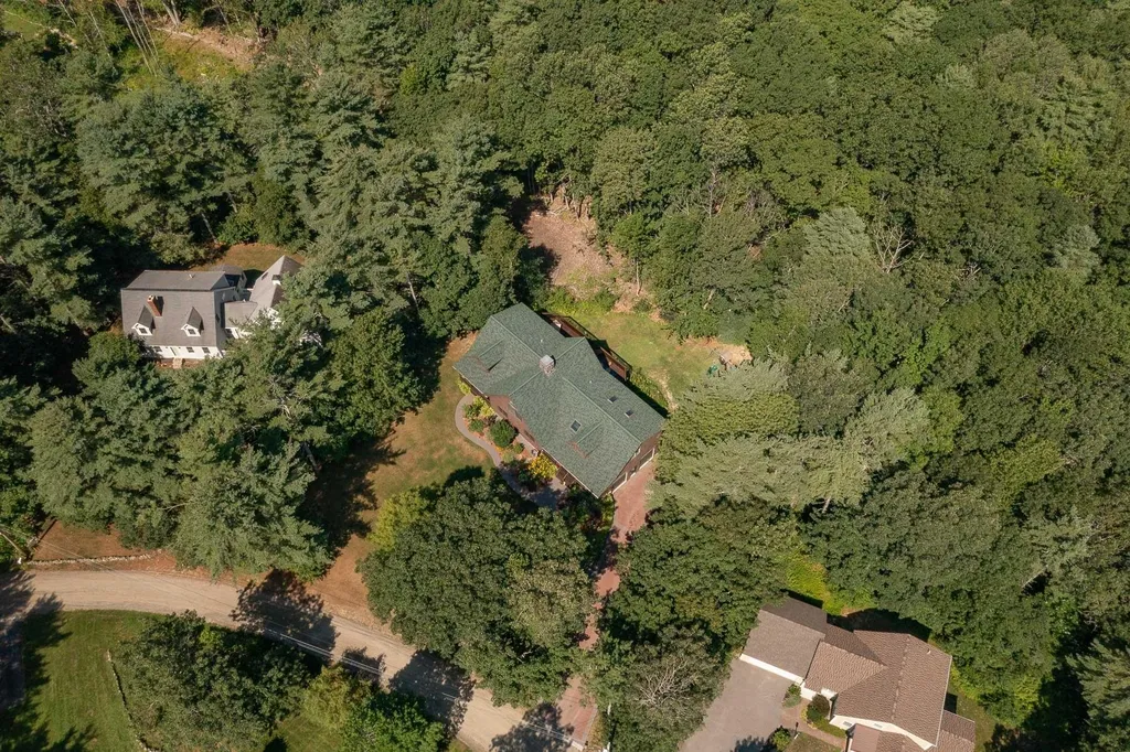 40 Pine Mountain Road York ME 03902