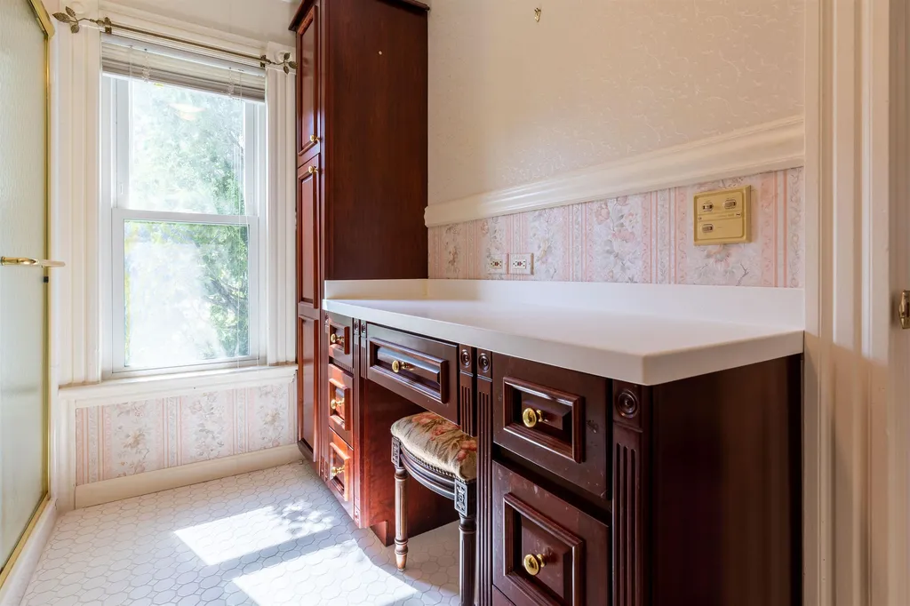 109 Boyd Road Portsmouth NH 03801