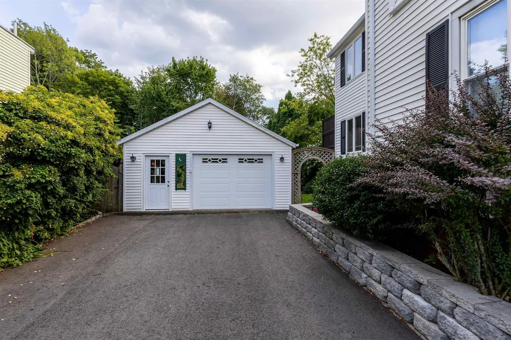 109 Boyd Road Portsmouth NH 03801
